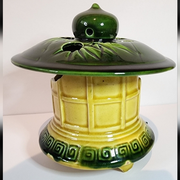 Other - Vntg Majolica Flower Frog Asian Pagoda Style